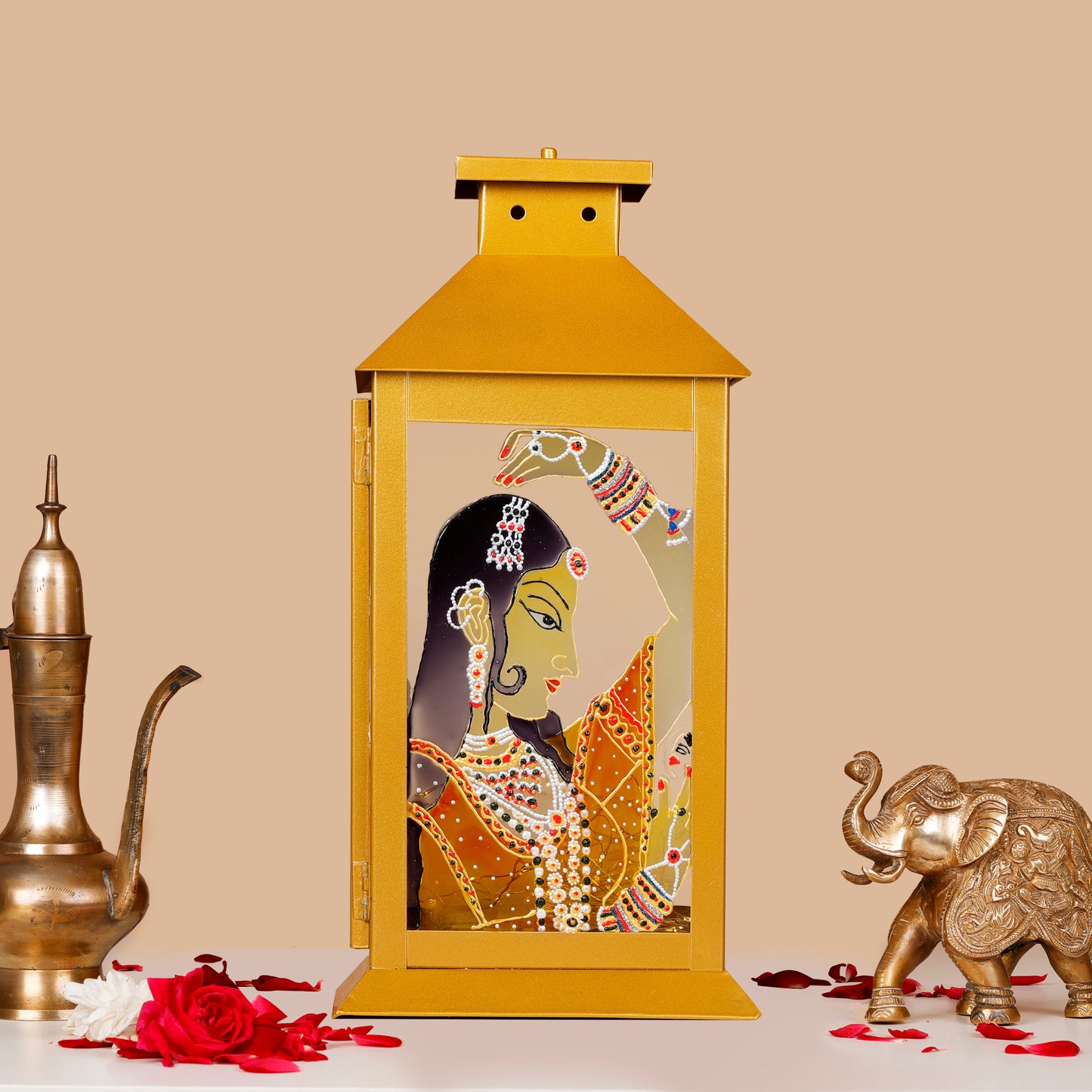 courtyard-of-romance-lantern-hanging-display.jpg