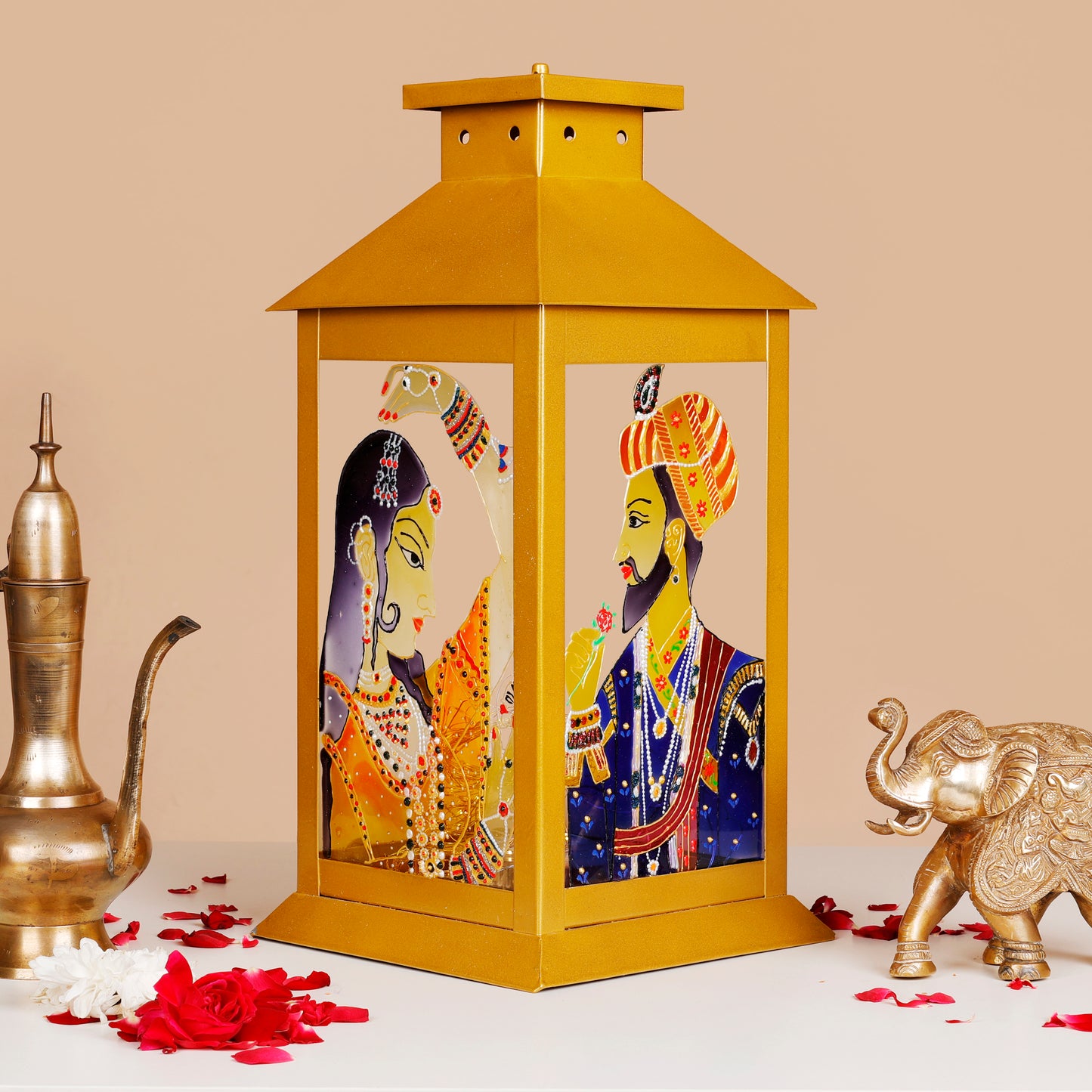 courtyard-of-romance-lantern-side-view.jpg