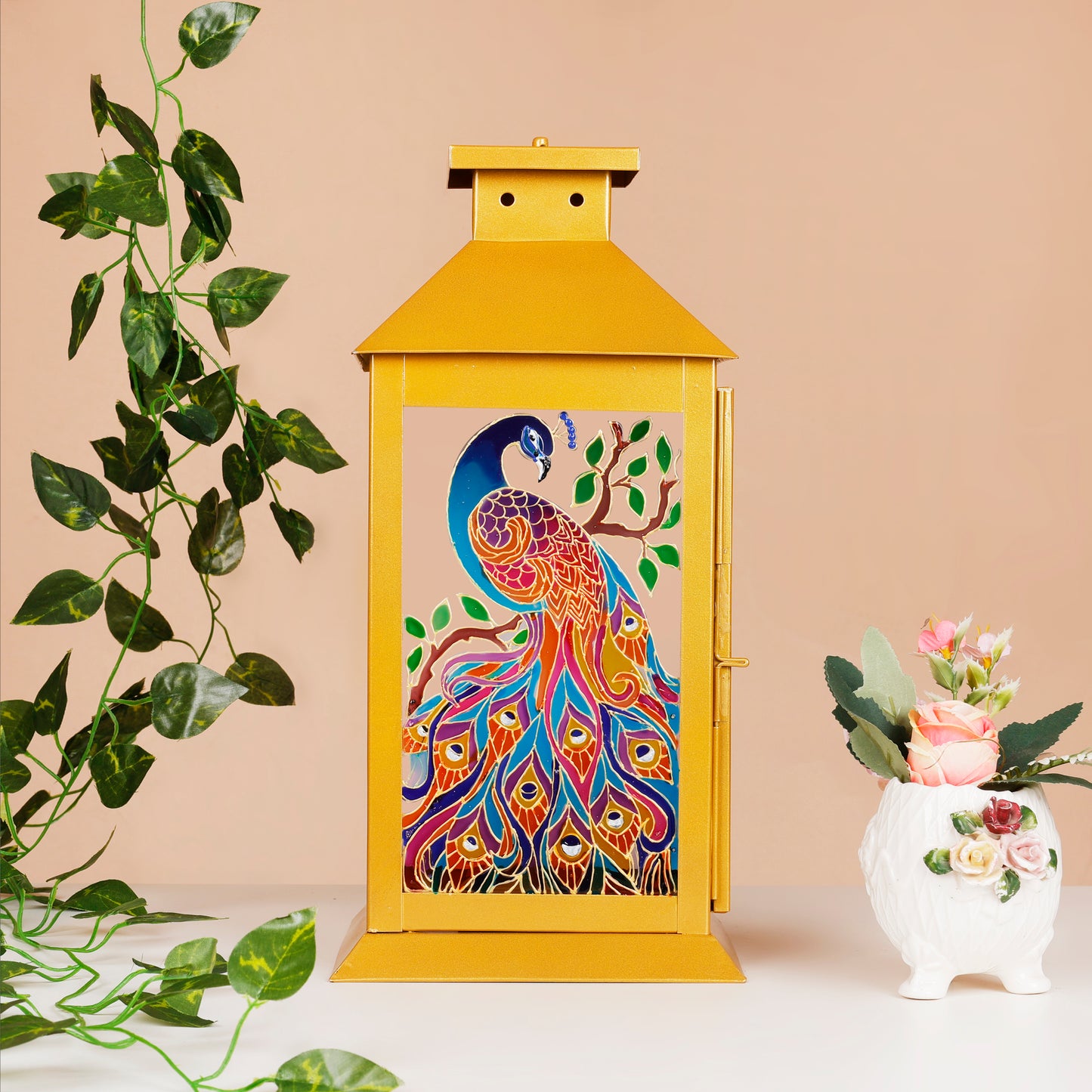 dancing-to-the-tunes-gold-lantern-side-view.jpg