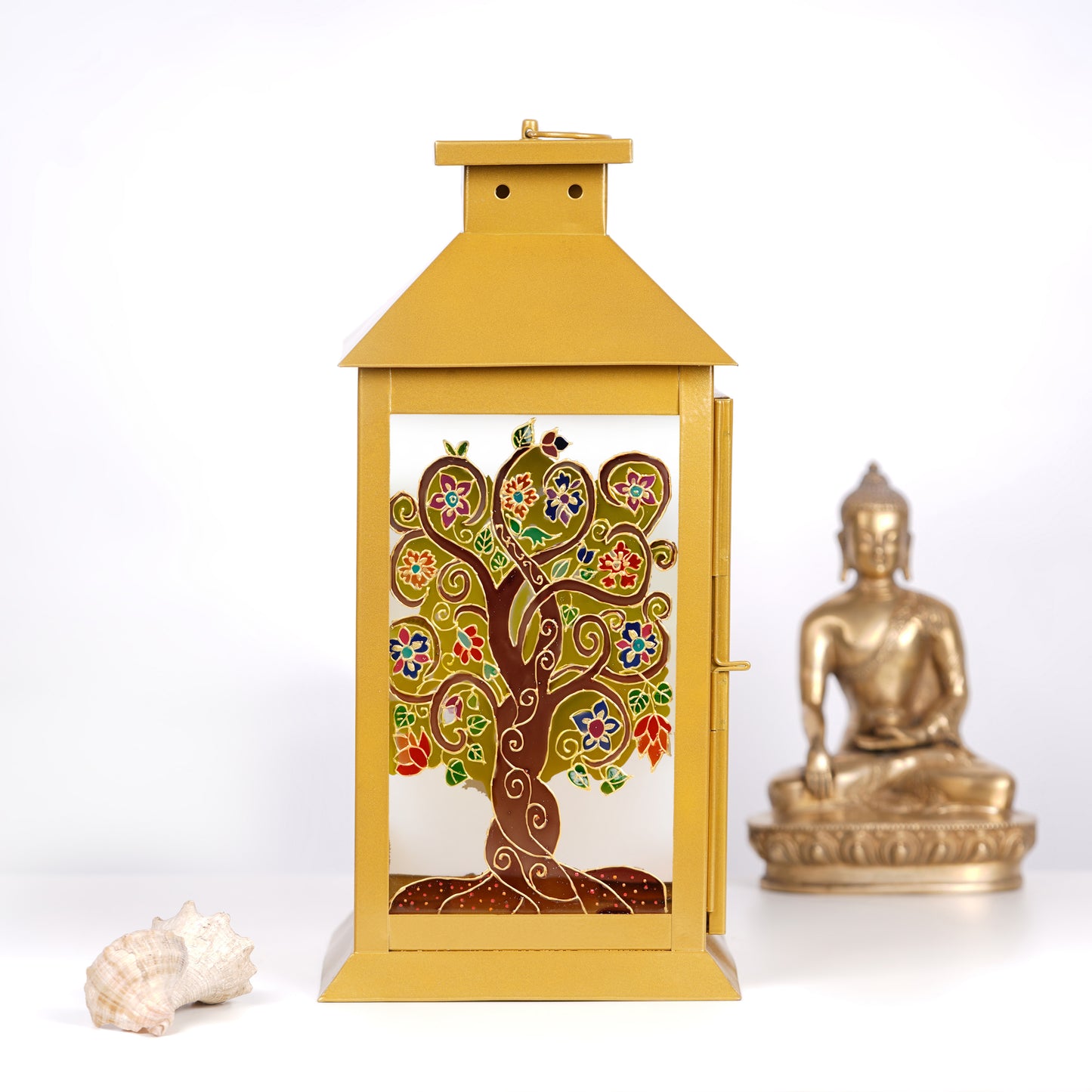 The-lantern-in-a-styled-home-environment,-highlighting-its-elegance-and-design.jpg