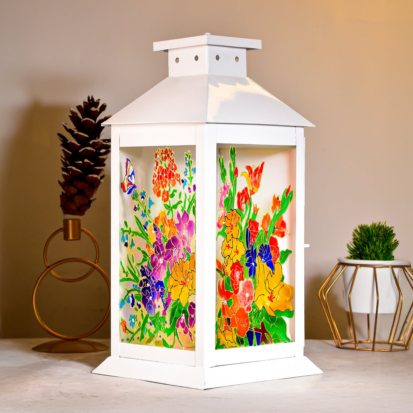 Side view of the Blissful Wilderness Lantern