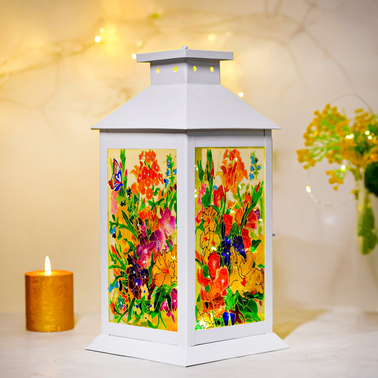 Front view of the Blissful Wilderness Lantern