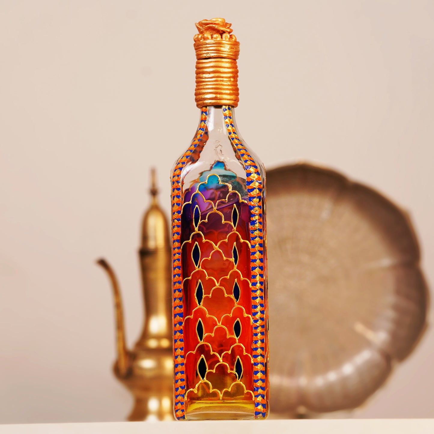 Close-up-View-of-Royal-Touch-Bottle-Lamp.jpg