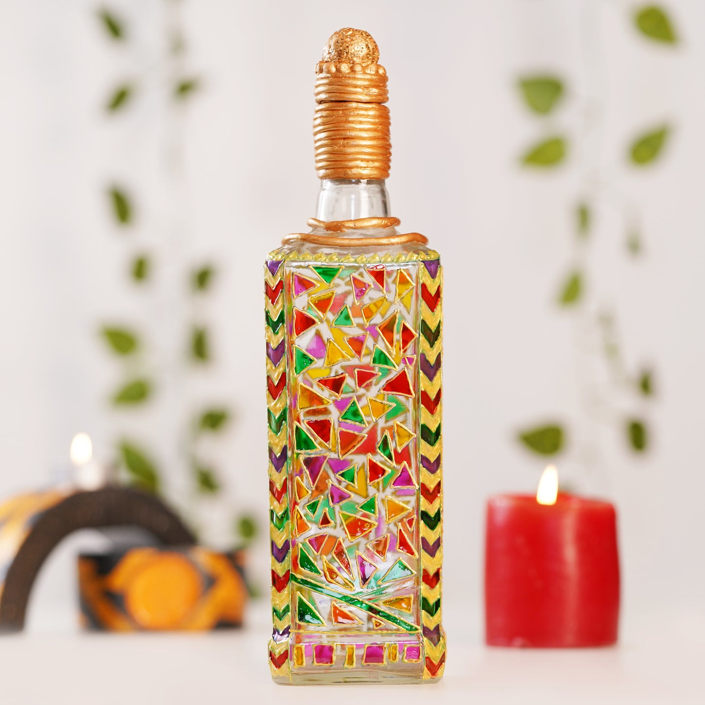 triangular-amalgam-bottle-lamp-design-detail.jpg