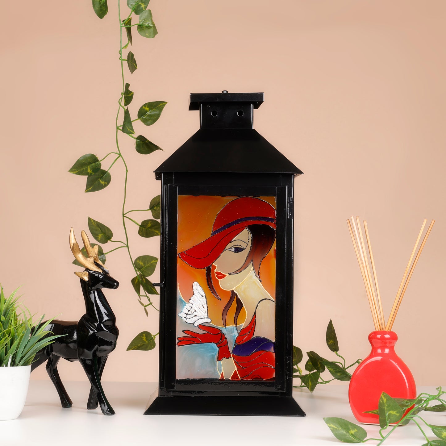 Elegance of femineity Lantern