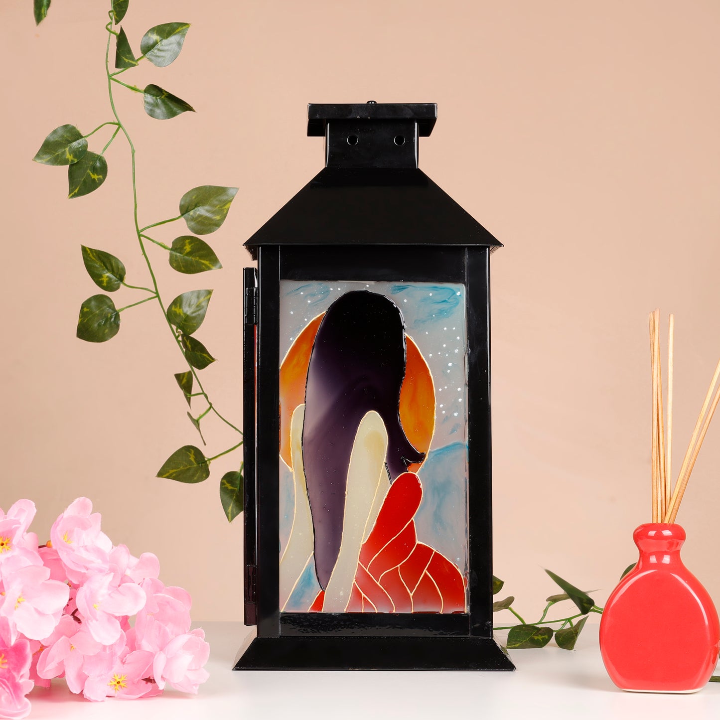 Elegance of femineity Lantern